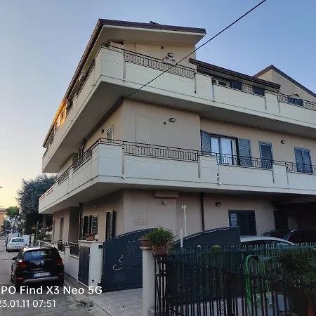 La Casa Di Lilla 托尔托雷托