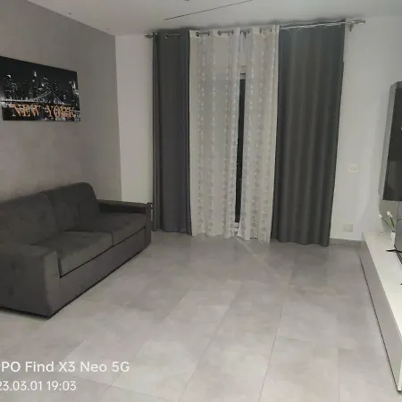 La Casa Di Lilla Apartament *